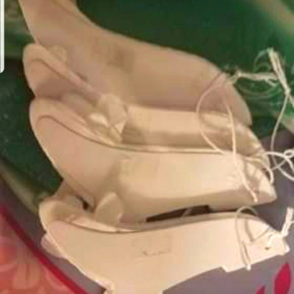 15 piece Wedding Tissue Paper Decorating Kit - Picture 3 of 7